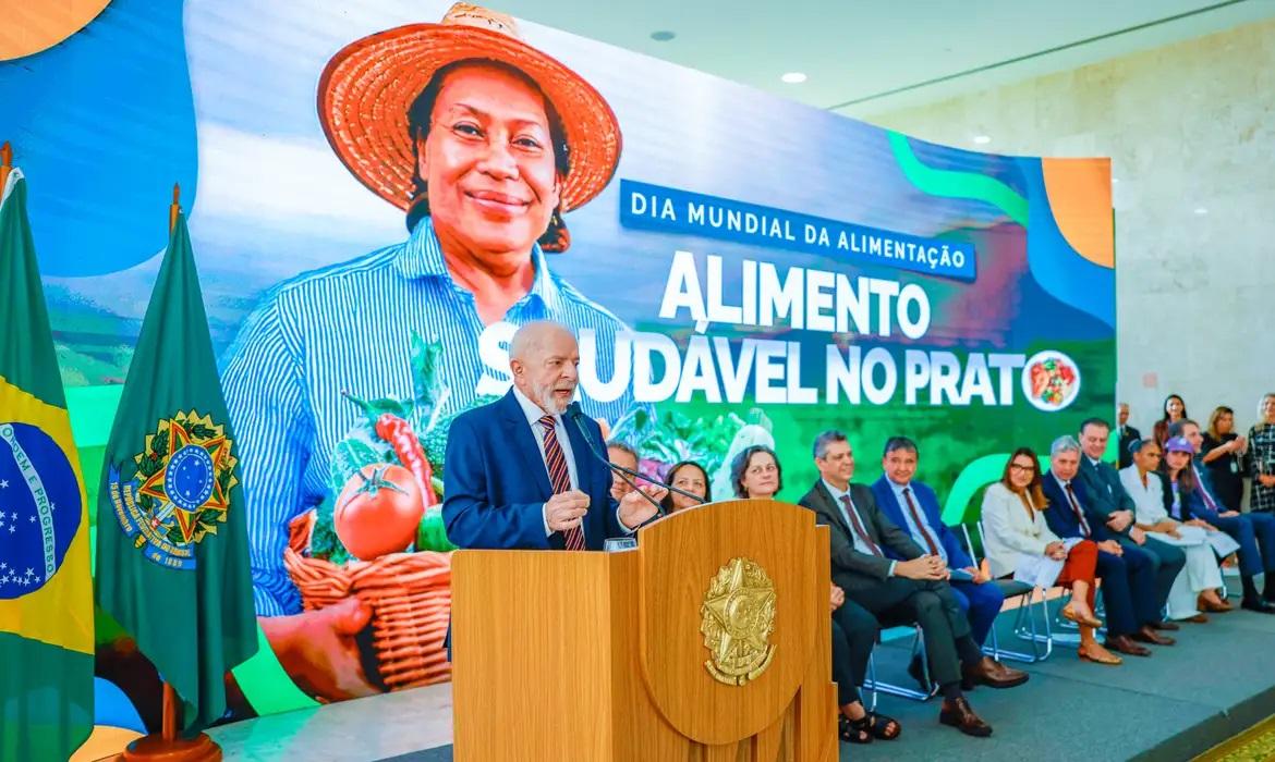 Lula lança programa de R$ 1 bilhão para produção e compra de arroz Lula lança programa de R$ 1 bilhão para produção e compra de arroz
