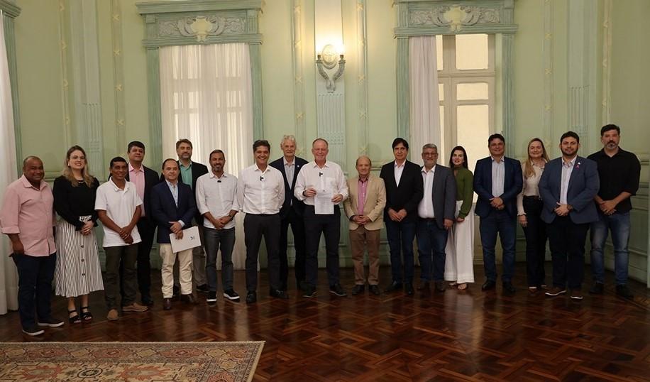 Governo do Estado celebra ampliação de leitos do SUS em Guarapari