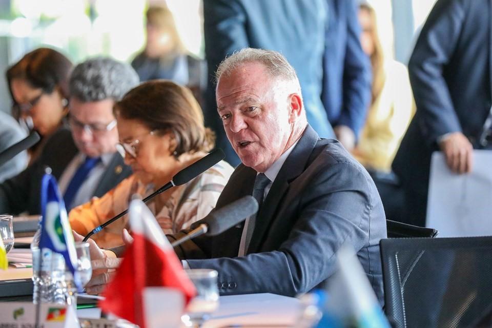Casagrande participa de nova reunião do Fórum de Governadores, em Brasília
