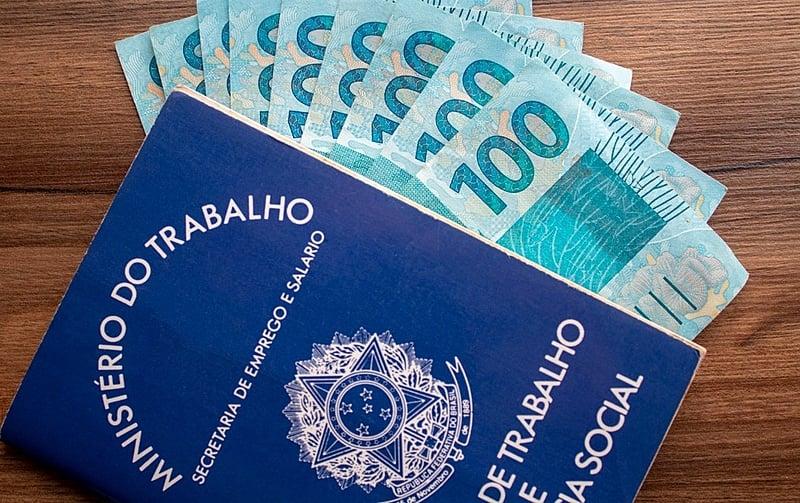 Salário mínimo pode ter aumento de R$ 103 e atingir R$ 1.515 em 2025
