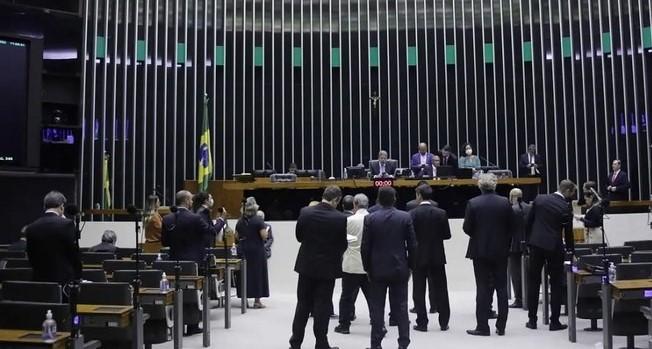 Câmara dos Deputados aprova castração química para pedófilos