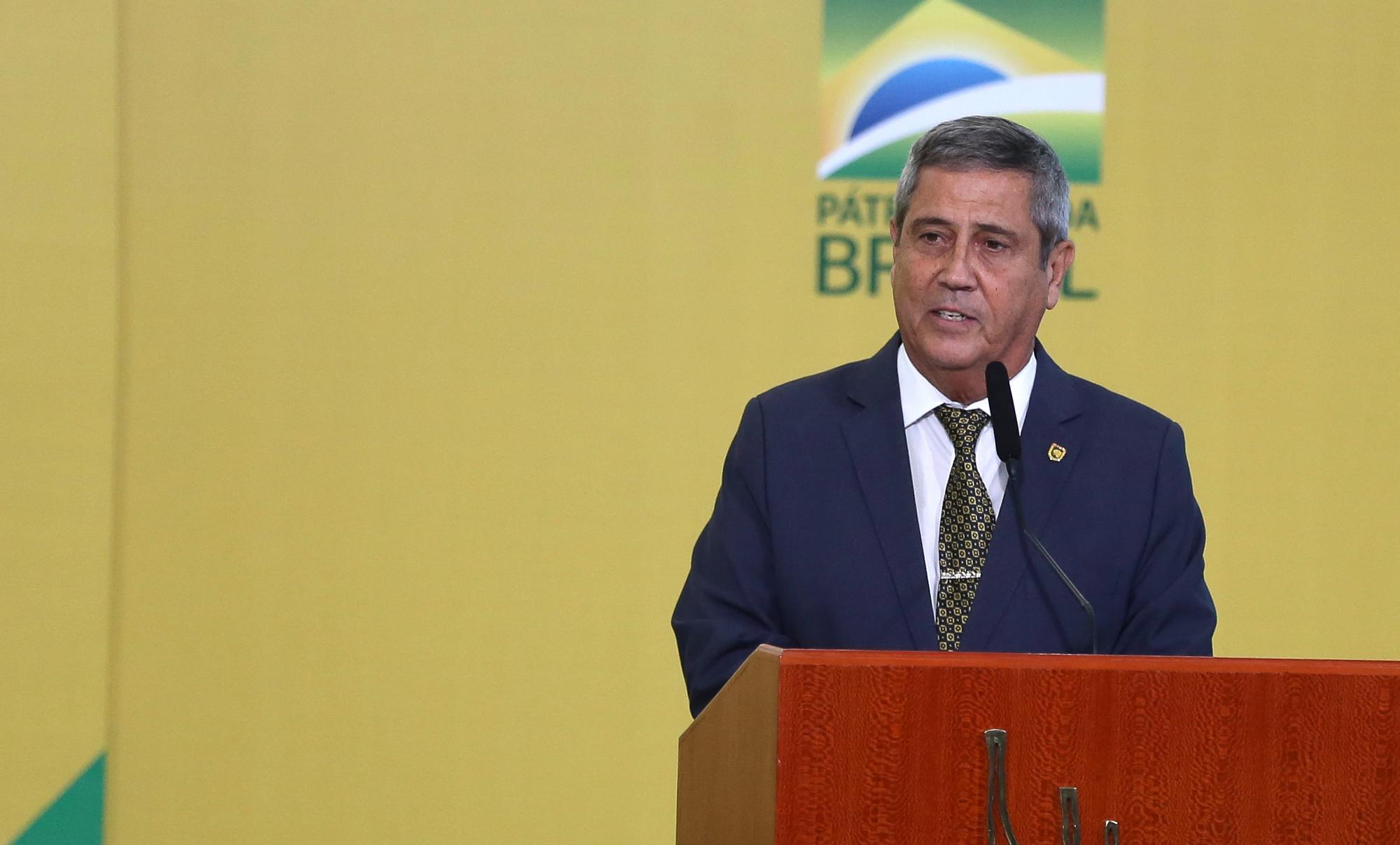 Polícia Federal prende o ex-ministro Walter Braga Netto