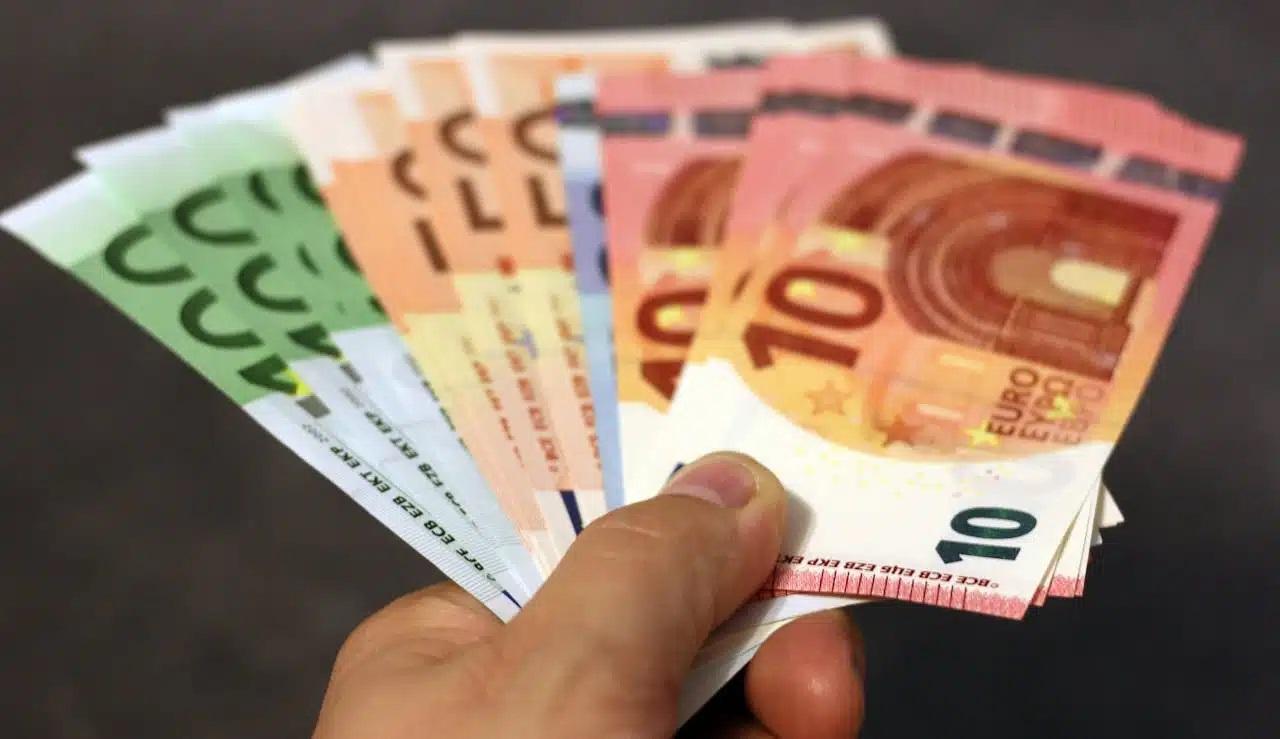 Casal se divorciou 12x para ganhar mais de 1 milhão em pensões