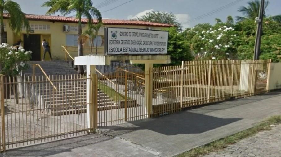 Aluna atira na cabeça de adolescente dentro de escola