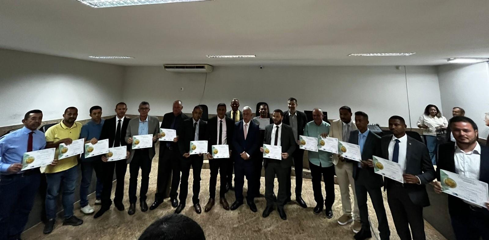 Kleilson Rezende é diplomado prefeito de Pedro Canário, ES