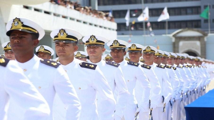 Concurso da Marinha tem mais de 500 vagas com salário de até R$ 9 mil