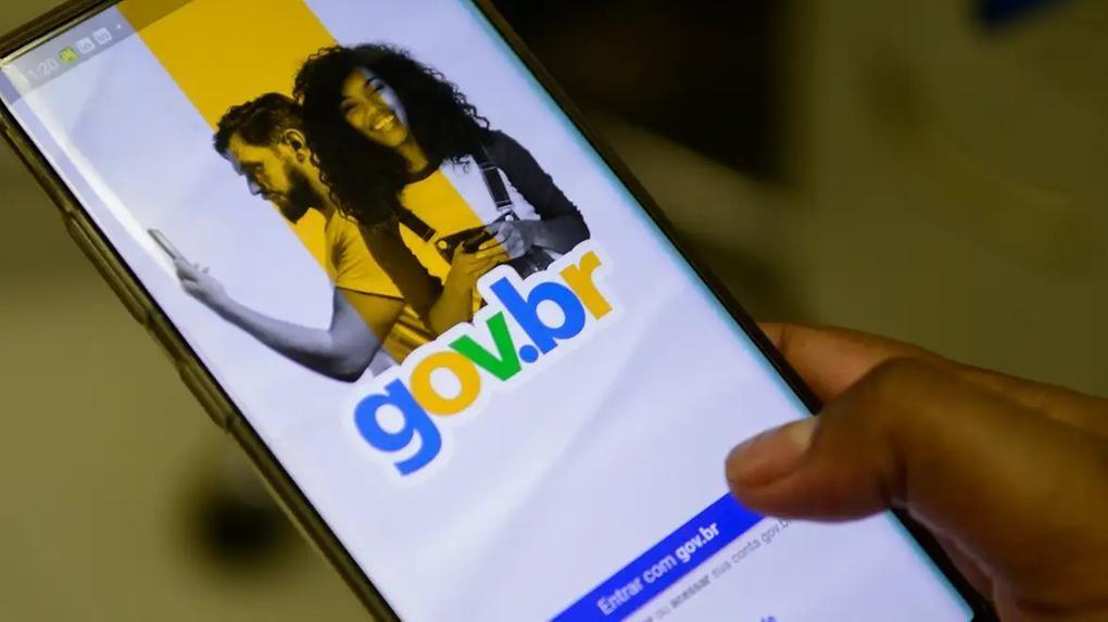 Polícia investiga suspeitos de aplicar golpes pelo aplicativo do governo federal