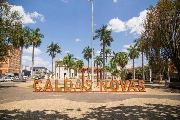 Turistas terão que pagar taxa para entrar em Caldas Novas, GO