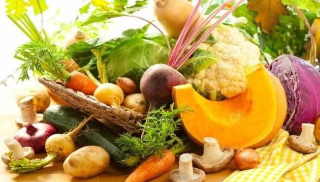 10 benefícios das saladas para saúde e como consumir corretamente
