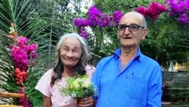 Idosos de 92 e 78 anos se casam em abrigo, após 4 meses de namoro