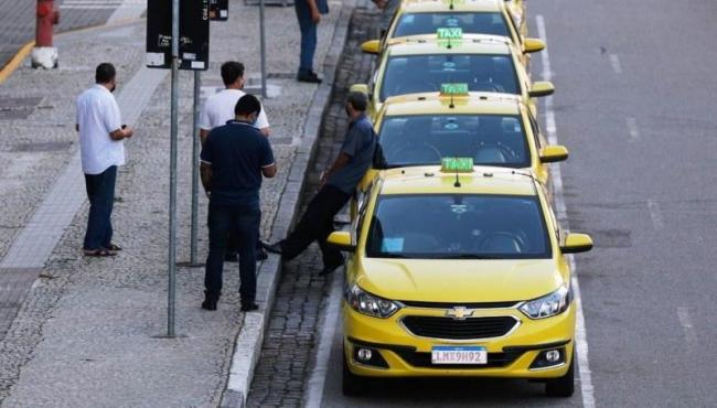 Auxílio a taxistas poderá ser pago a motoristas que não são os proprietários do alvará
