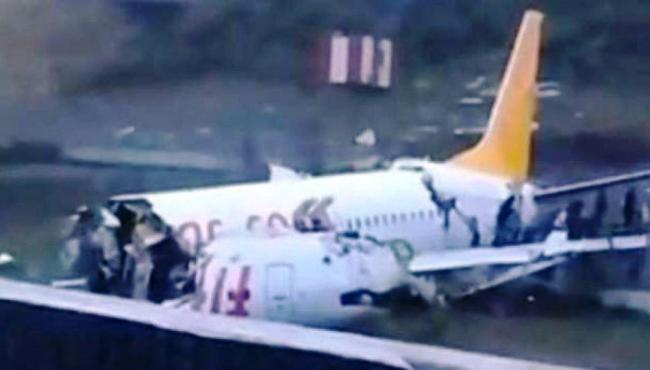 Avião com 183 se parte ao meio em aterrissagem na Turquia
