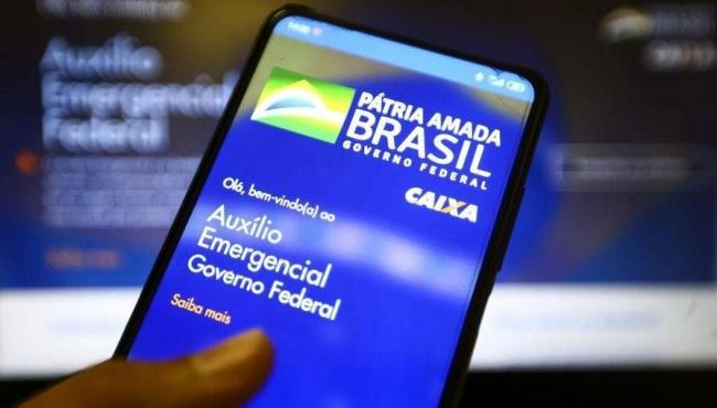 Bancos não poderão cobrar taxas sobre Auxílio Brasil, diz ministro