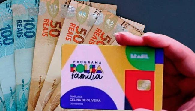 Bolsa Família terá extra de R$ 50 para gestantes e adolescentes neste mês; veja calendário