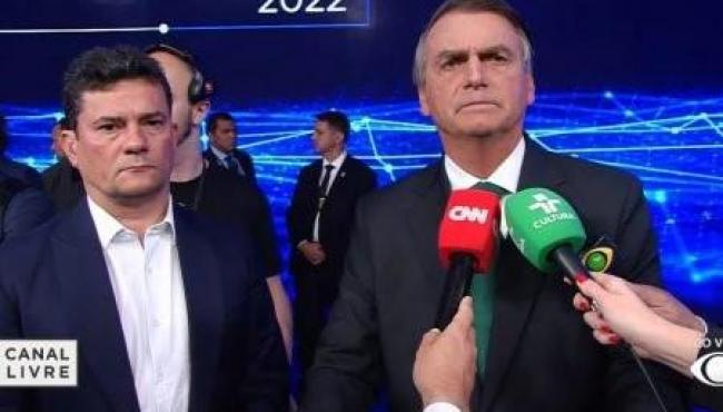 Bolsonaro cita plano contra Moro, relembra facada e culpa “esquerda”