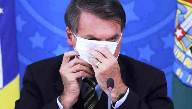 Bolsonaro revoga trecho de MP 927 sobre suspensão de contrato de trabalho