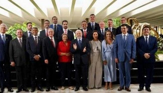 Casagrande defende pautas prioritárias do Espírito Santo em reunião com presidente Lula