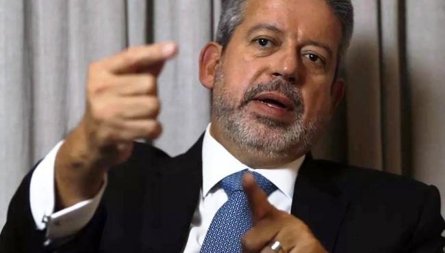 Centrão amplia hoje ofensiva contra a Petrobras em reunião convocada por Lira