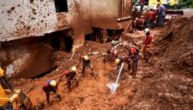 Chuvas em MG levam lama contaminada a Brumadinho e Mariana