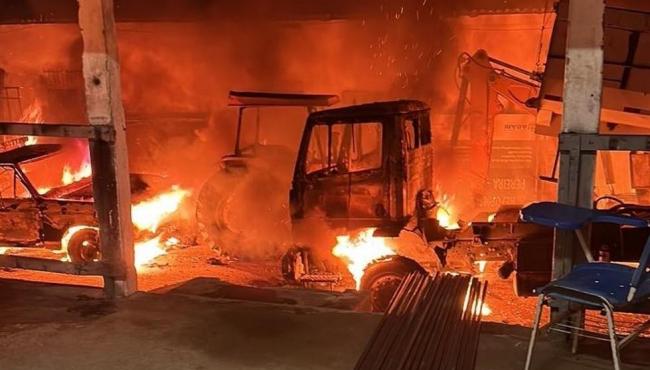 Cidades do RN têm madrugada de ataques a tiros e incêndios em comércios, veículos e órgãos públicos