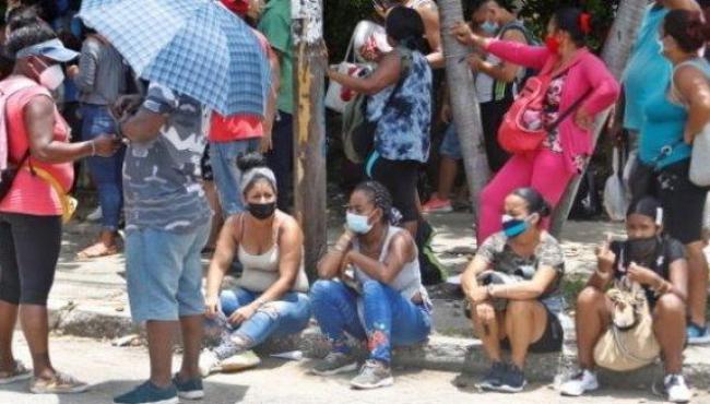 Cuba reconhece crise sanitária, mas recusa corredor humanitário