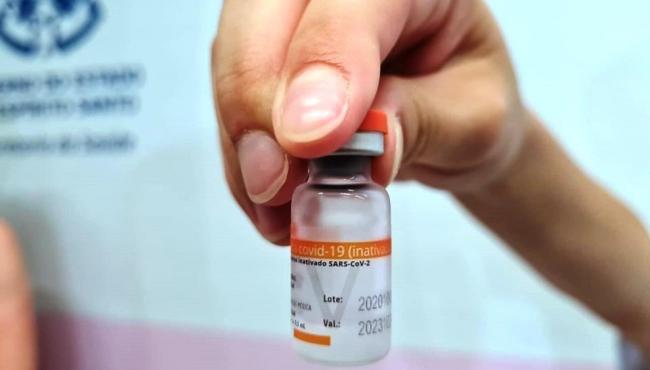 ES recebe mais de 70 mil doses de vacina contra a Covid-19 nesta sexta-feira (23)
