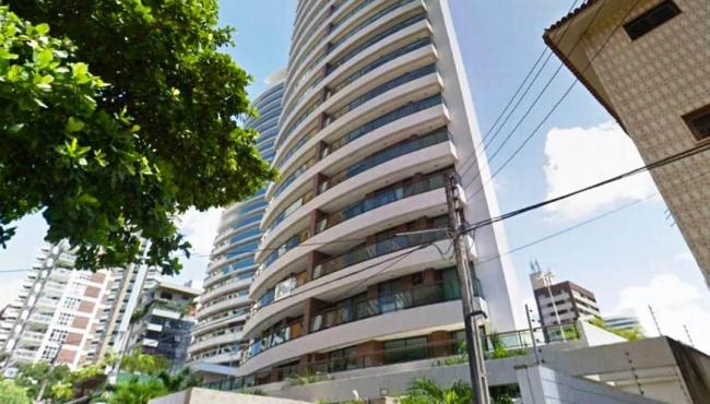 Eunício Oliveira compra apartamento de Ciro Gomes em leilão por R$ 520 mil