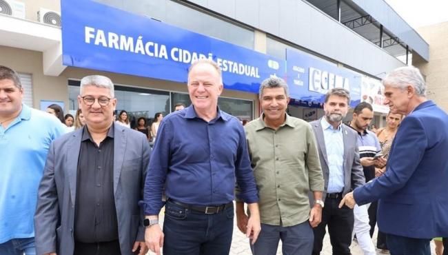 Governador do ES visita obras e inaugura nova Farmácia Cidadã Estadual da Serra