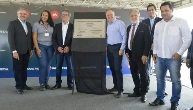 Governador participa de inauguração de usina solar em Linhares