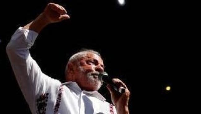 Governo estuda acabar com Imposto de Renda sobre participação em lucros, diz Lula