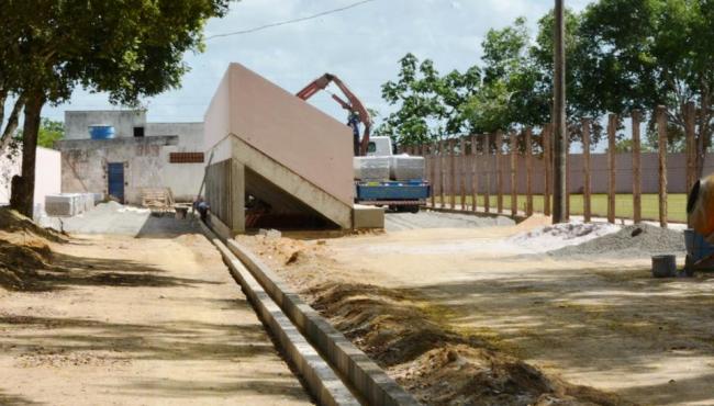 Iniciada obra de pavimentação do Estádio Municipal de Bo Esperança