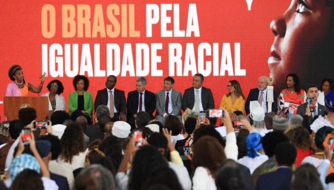 Lula titula áreas quilombolas após quatro anos de paralisação