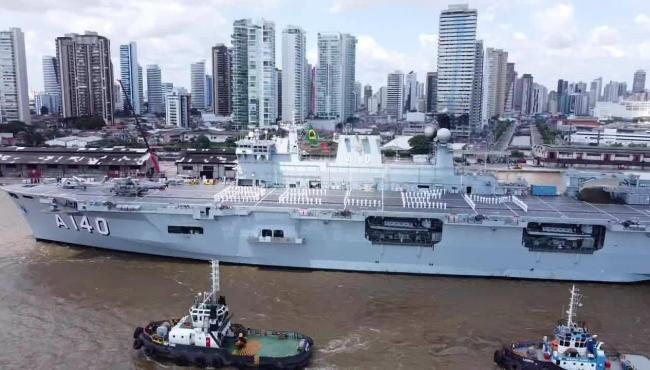 Maior navio de guerra da América Latina atraca em Belém para segurança da Cúpula da Amazônia