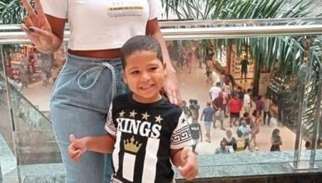 Menino autista de 7 anos é encontrado morto com sinais de envenenamento