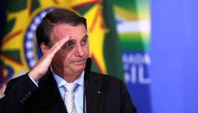 Novo auxílio emergencial vai variar de R$ 150 a R$ 300, diz Bolsonaro