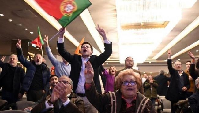 Oposição de centro-direita vence eleição e extrema-direita cresce em Portugal