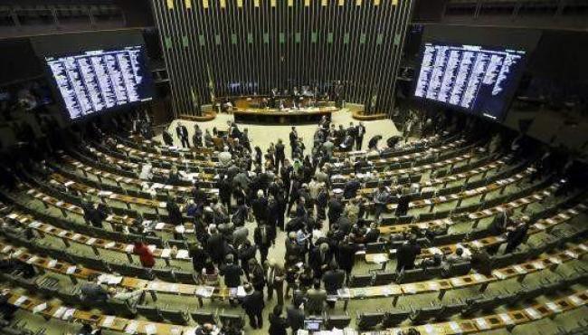Parlamentares da oposição reagem a Lula e prometem derrubar veto a projeto das ‘saidinhas’