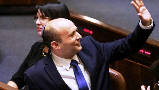 Parlamento de Israel confirma nova coalizão de governo e tira Netanyahu do poder