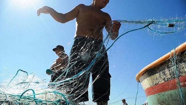 Pescadores artesanais vivem sob ameaça da fome durante pandemia, denuncia pescadora