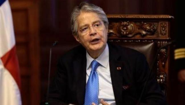 Presidente do Equador dissolve Parlamento e convoca novas eleições