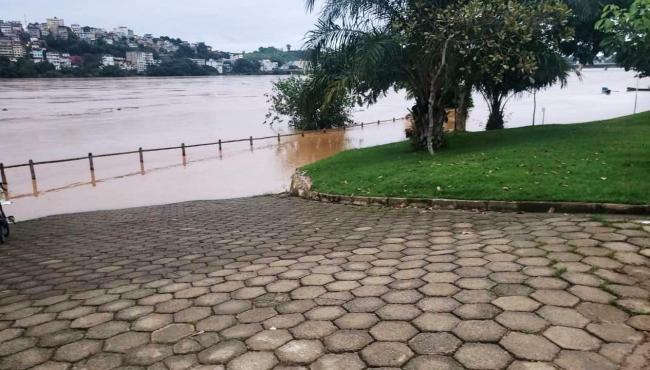 Rio Doce ultrapassa cota de inundação em Colatina e prefeito faz alerta: ‘podemos chegar a uma média de 7 metros’