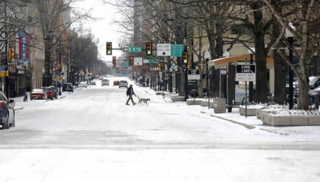 Tempestade de neve nos EUA deixa 21 mortos e milhões sem energia