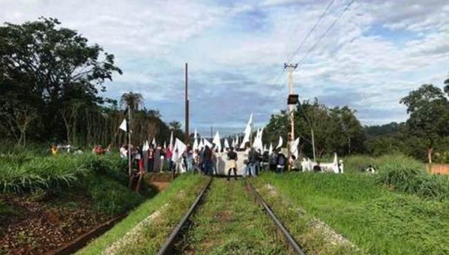 Vale pede e Justiça proíbe protestos de moradores de Brumadinho (MG)