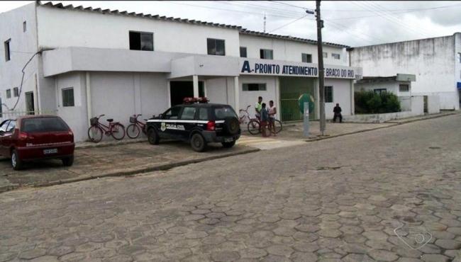 Vândalos depredam Hospital de Braço do Rio, em Conceição da Barra